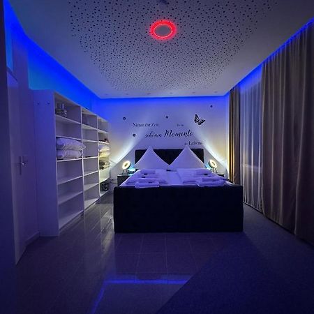 Modern Apartments Neuburg U - Top - 2 Zimmer, Komfort, Zentrum, Wi-Fi, Smart Tv, Stellplatz, Kueche Neuburg an Der Donau Eksteriør billede