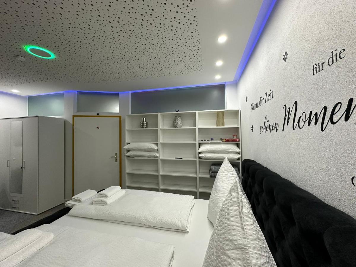 Modern Apartments Neuburg U - Top - 2 Zimmer, Komfort, Zentrum, Wi-Fi, Smart Tv, Stellplatz, Kueche Neuburg an Der Donau Eksteriør billede